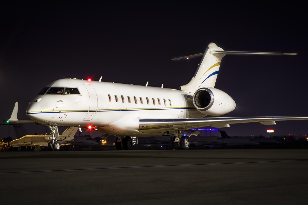 Global 5000 private jet charter'