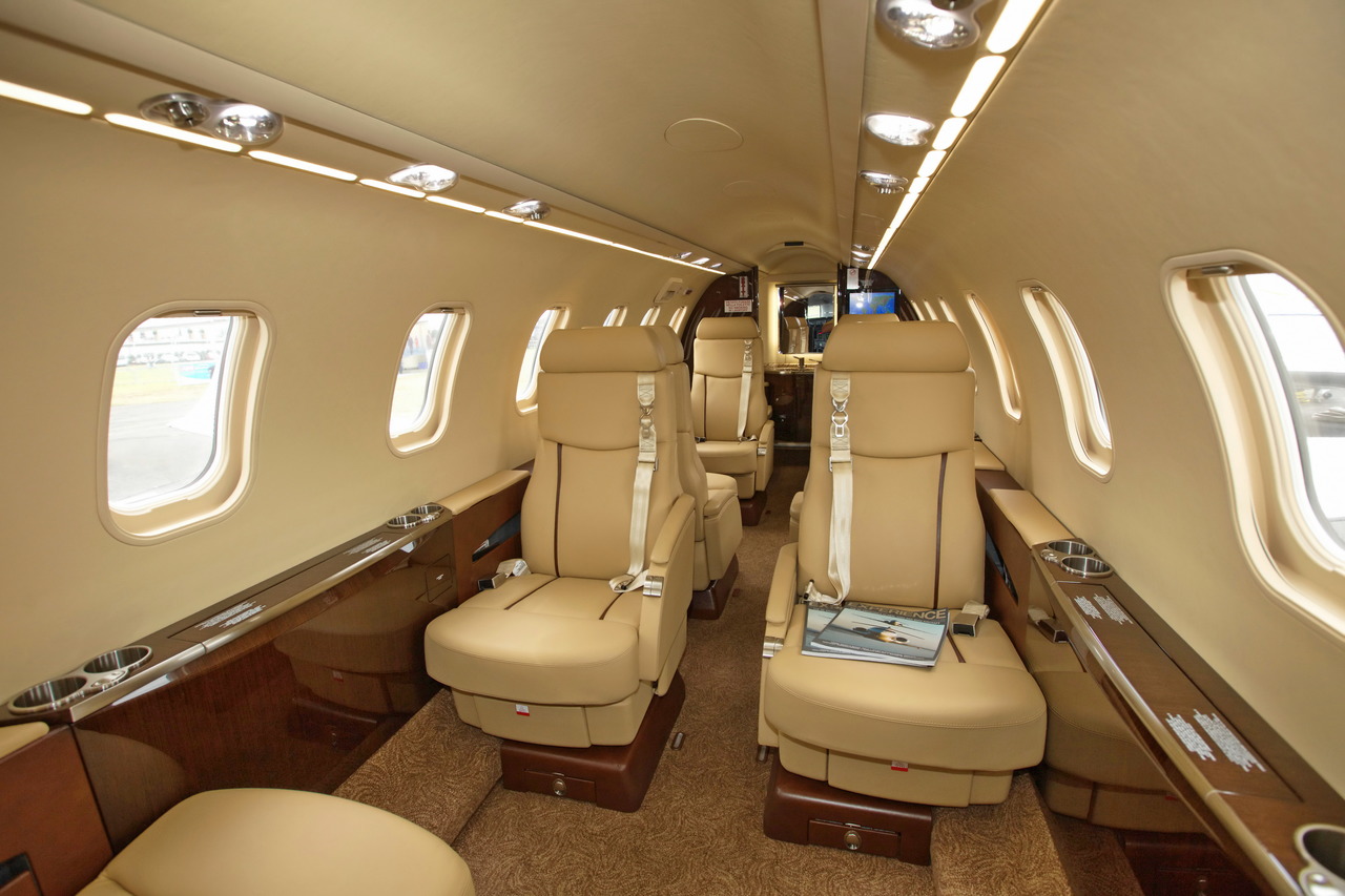 Learjet 45XR Interior