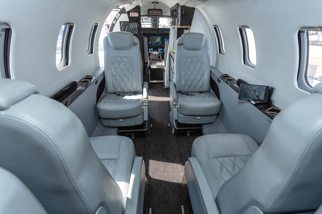 Learjet 75 Interior