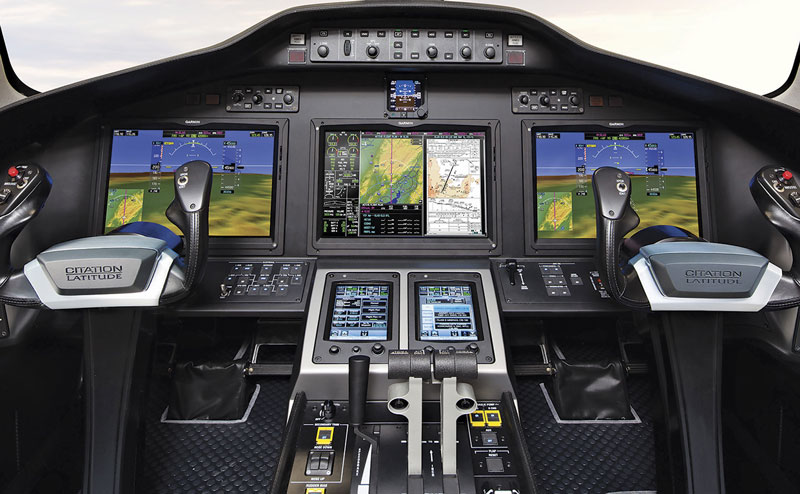 Citation Latitude Cockpit