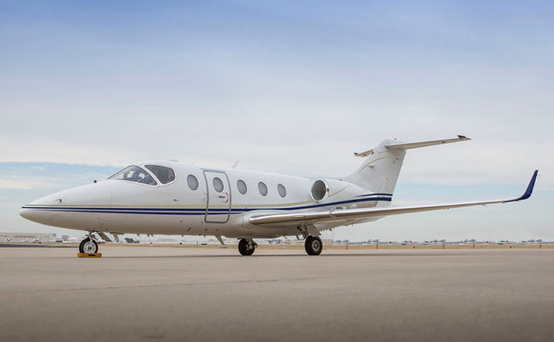 Hawker 400XPRprivate jet charter